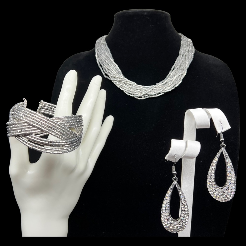 Necklace Earrings Bracelet Silver tone Seed Beads & Rhinestone Bundle NEW BUNDLE - Picture 1 of 10